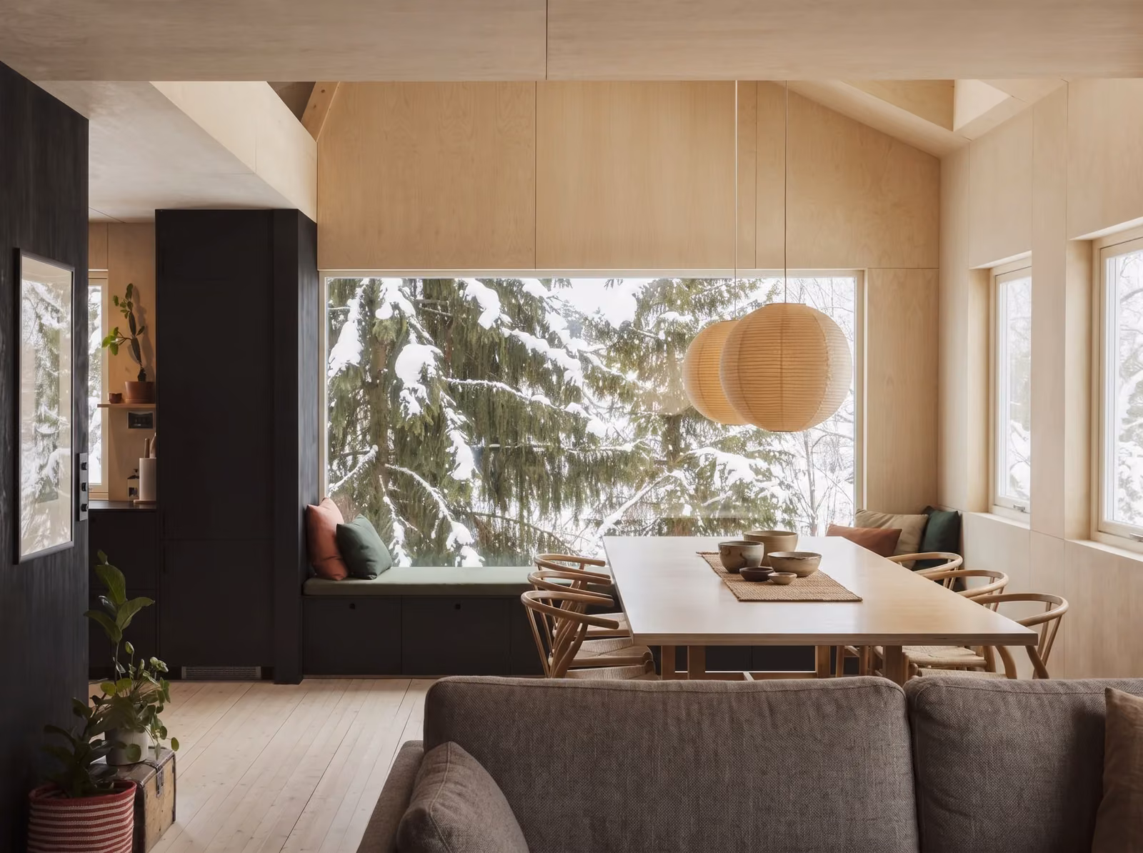 Winter Hollow House